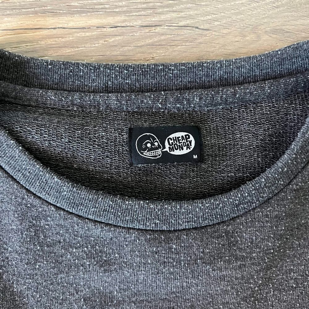 Cheap Monday Sweater Gray Size M - Picture 2 of 2